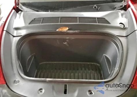 2025 Tesla Model Y z USA, uszkodzony, nr VIN 7SAYGAEE3SF222998